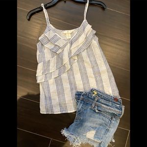 White and blue Hampton’s style tank